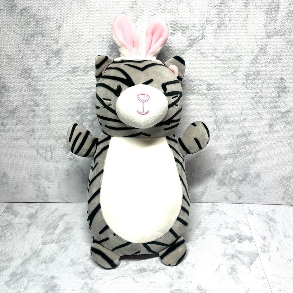 Squishmallow Zaria Cat Hug Mees Plush Gray Striped Cat w/ Easter Bunny Ears.